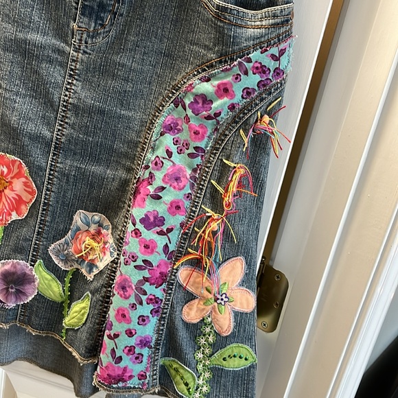 Art to wear embellished skirt sz 11 - Picture 2 of 6